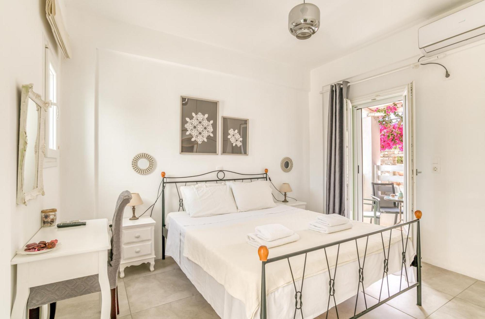 Dahlia Apartments And Studios Alikí Zewnętrze zdjęcie