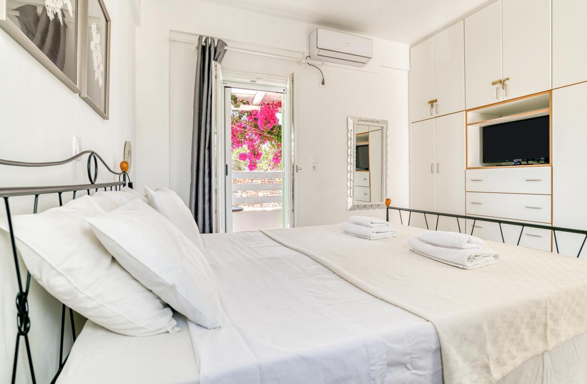 Dahlia Apartments And Studios Alikí Zewnętrze zdjęcie