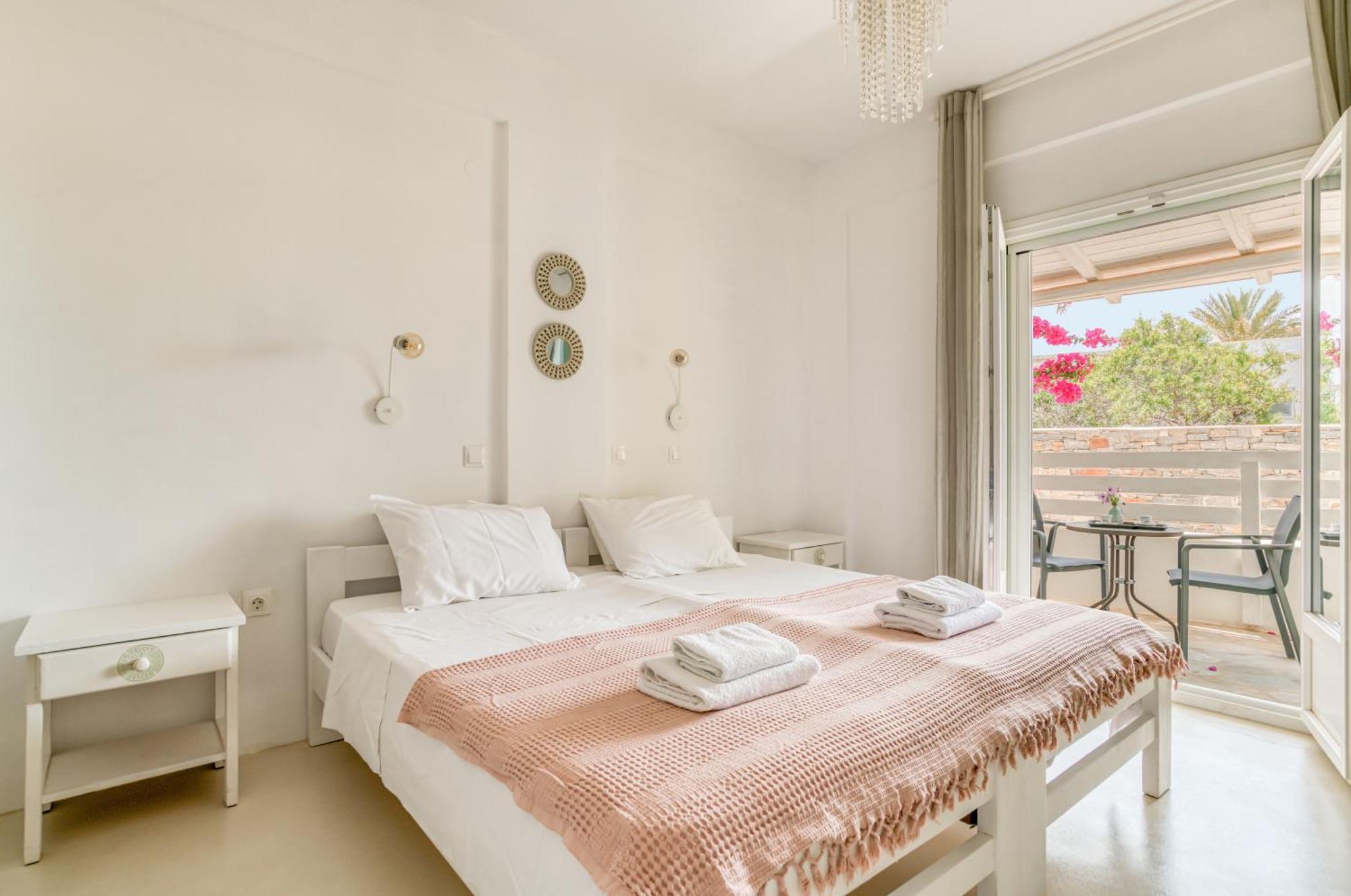 Dahlia Apartments And Studios Alikí Zewnętrze zdjęcie